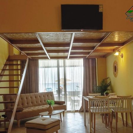 Crystal View - Elsa'S Apartments كافالا المظهر الخارجي الصورة